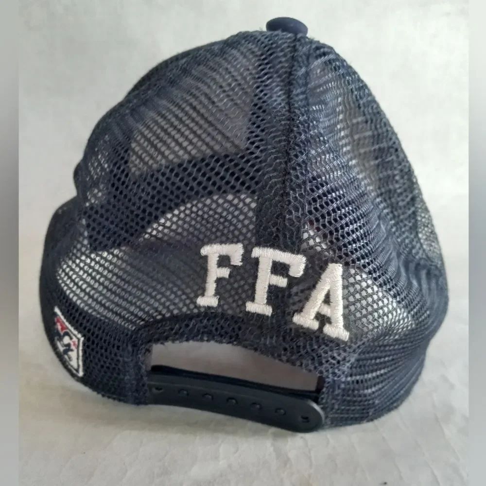 The Game Hat - Picture 5 of 8